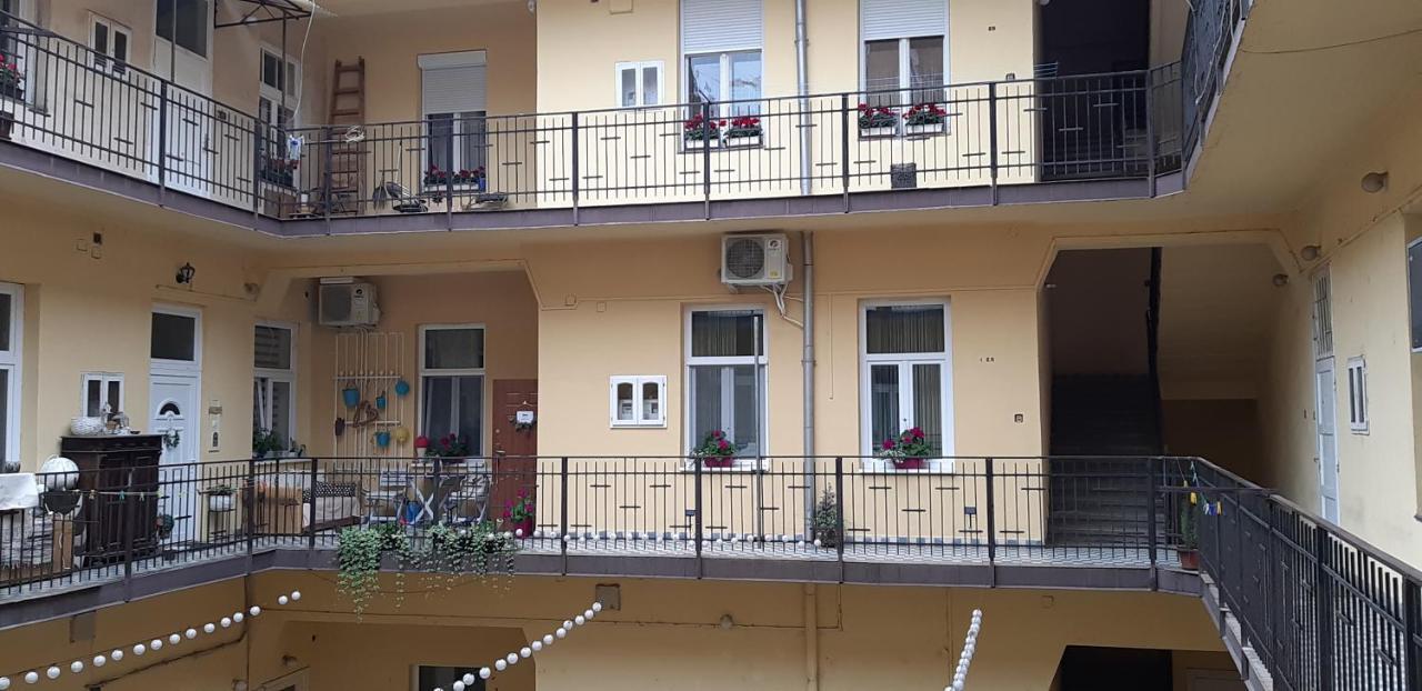 Hedi Apartman Мишкольц Экстерьер фото