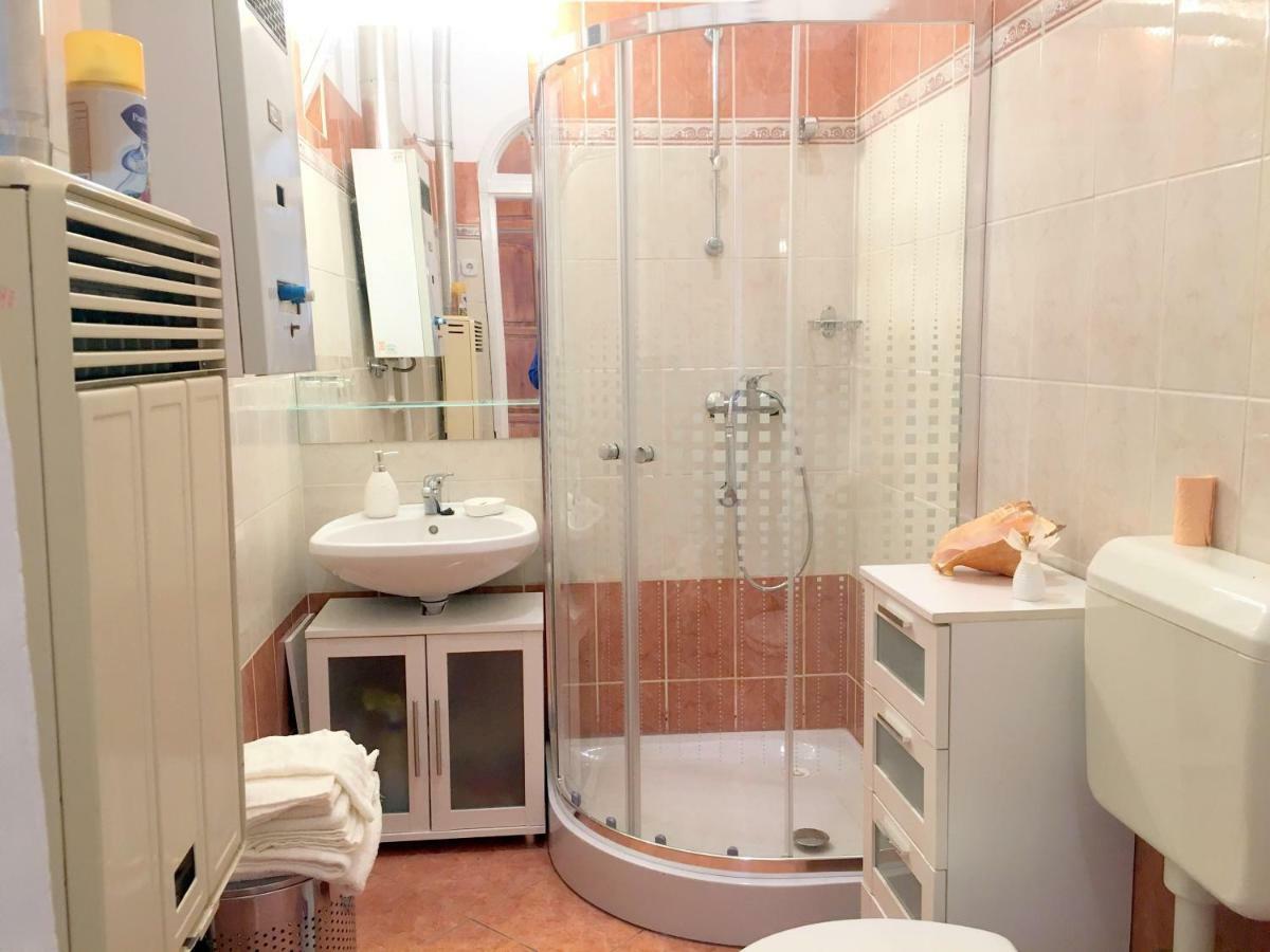 Hedi Apartman Мишкольц Экстерьер фото
